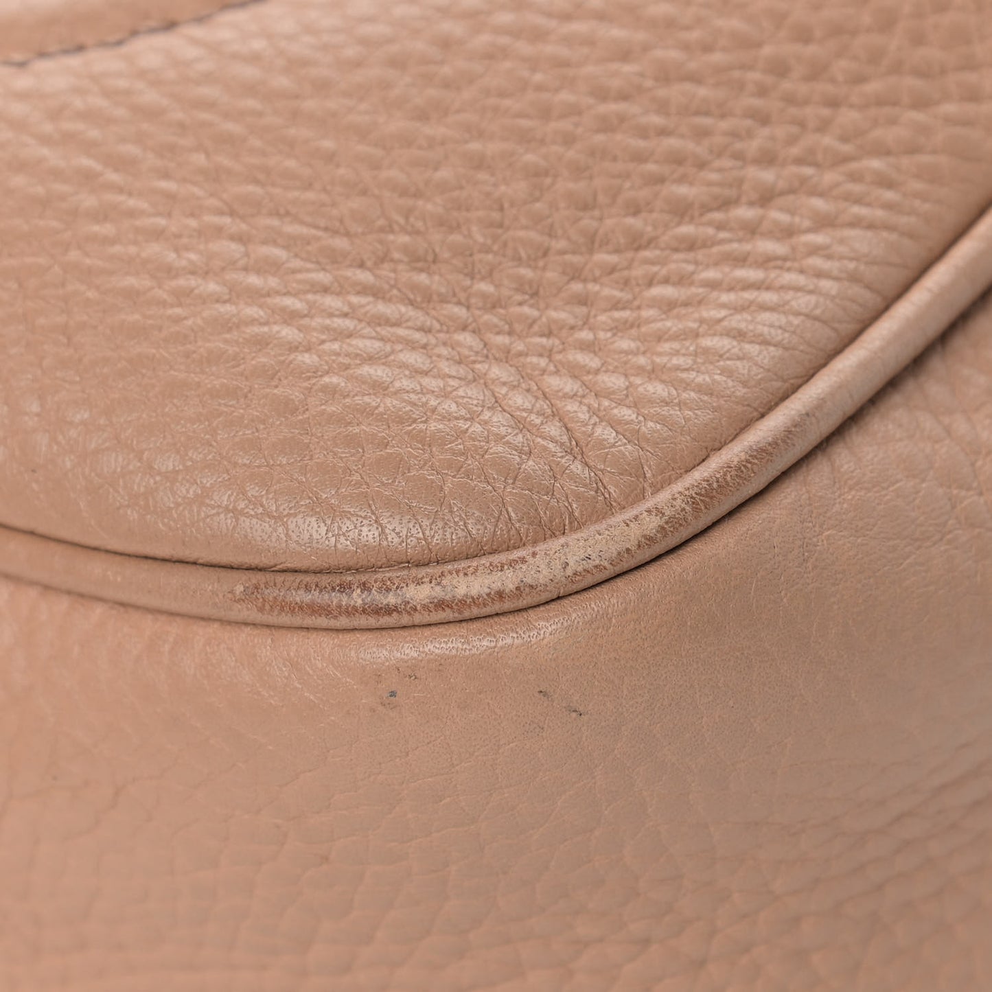 Pebbled Calfskin Small Soho Disco Bag Camelia