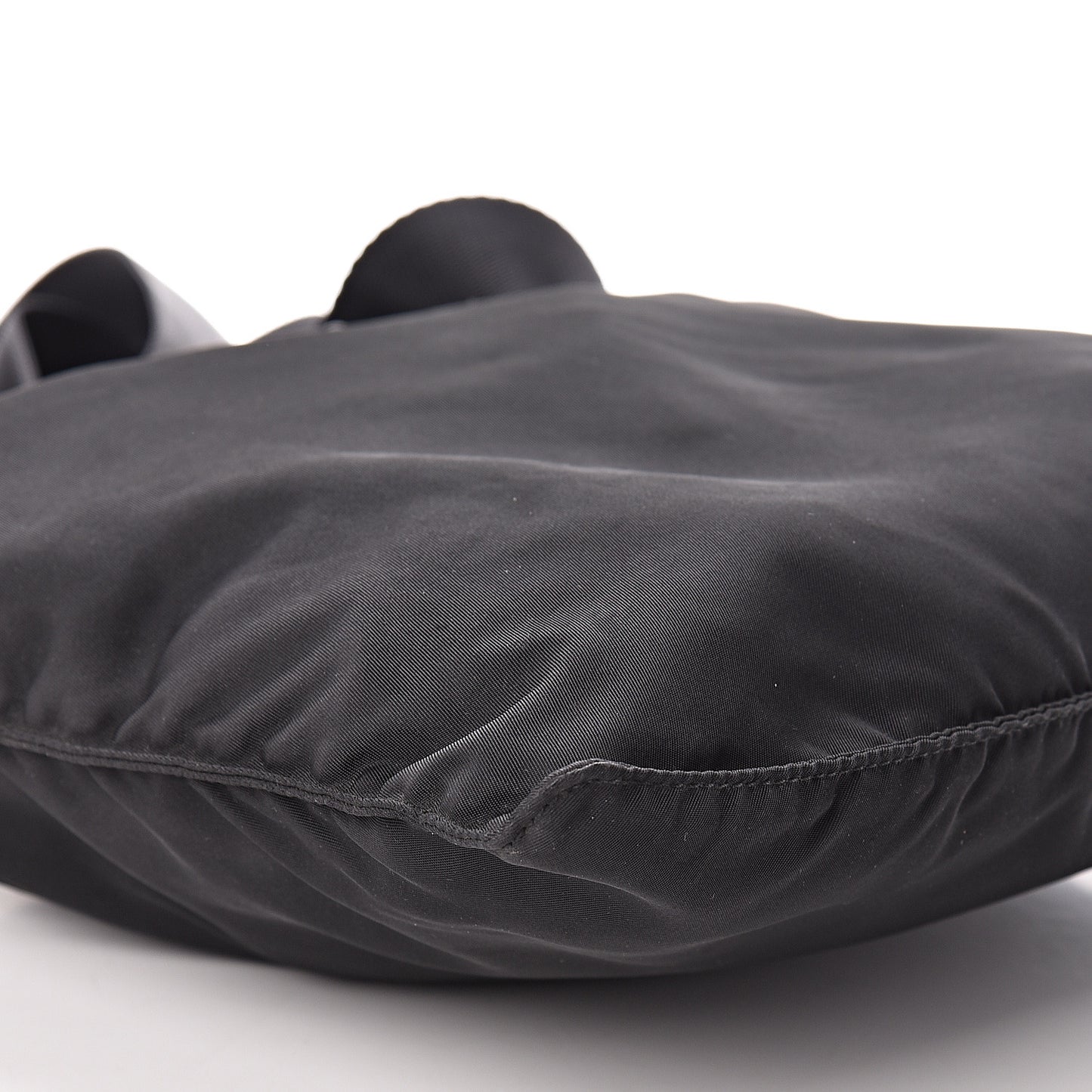 Nylon Flat Messenger Bag Black
