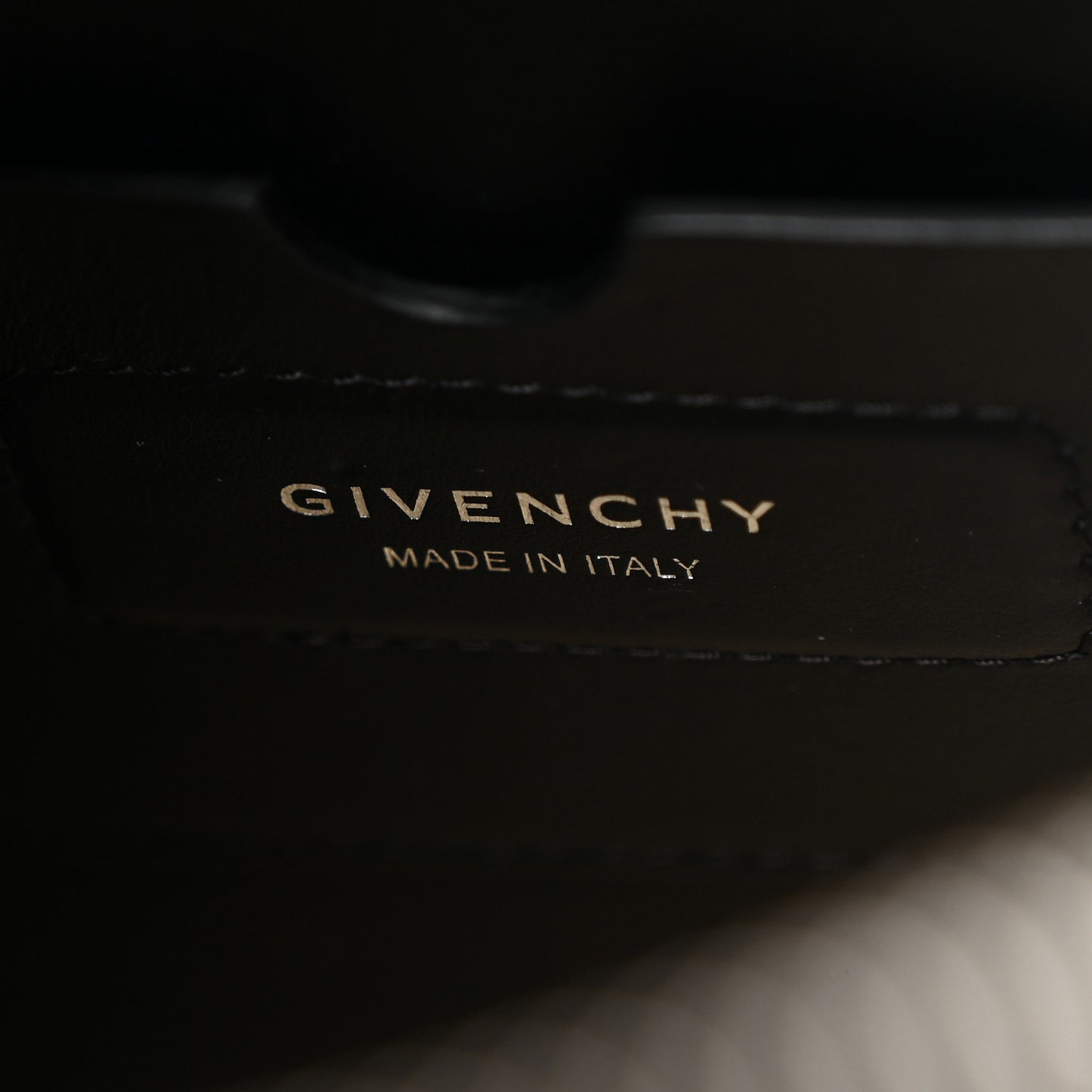 Smooth Calfskin Small Soft Antigona Black