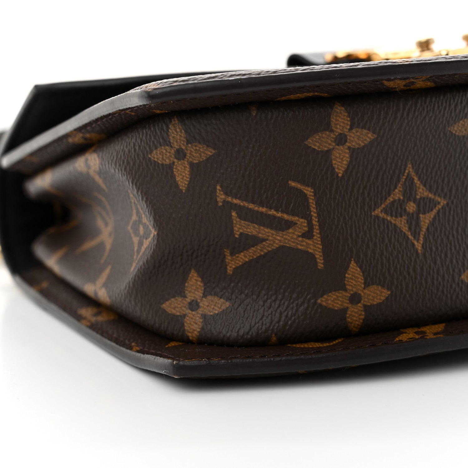 Louis Vuitton Reverse Monogram Tilsitt 8 of 9