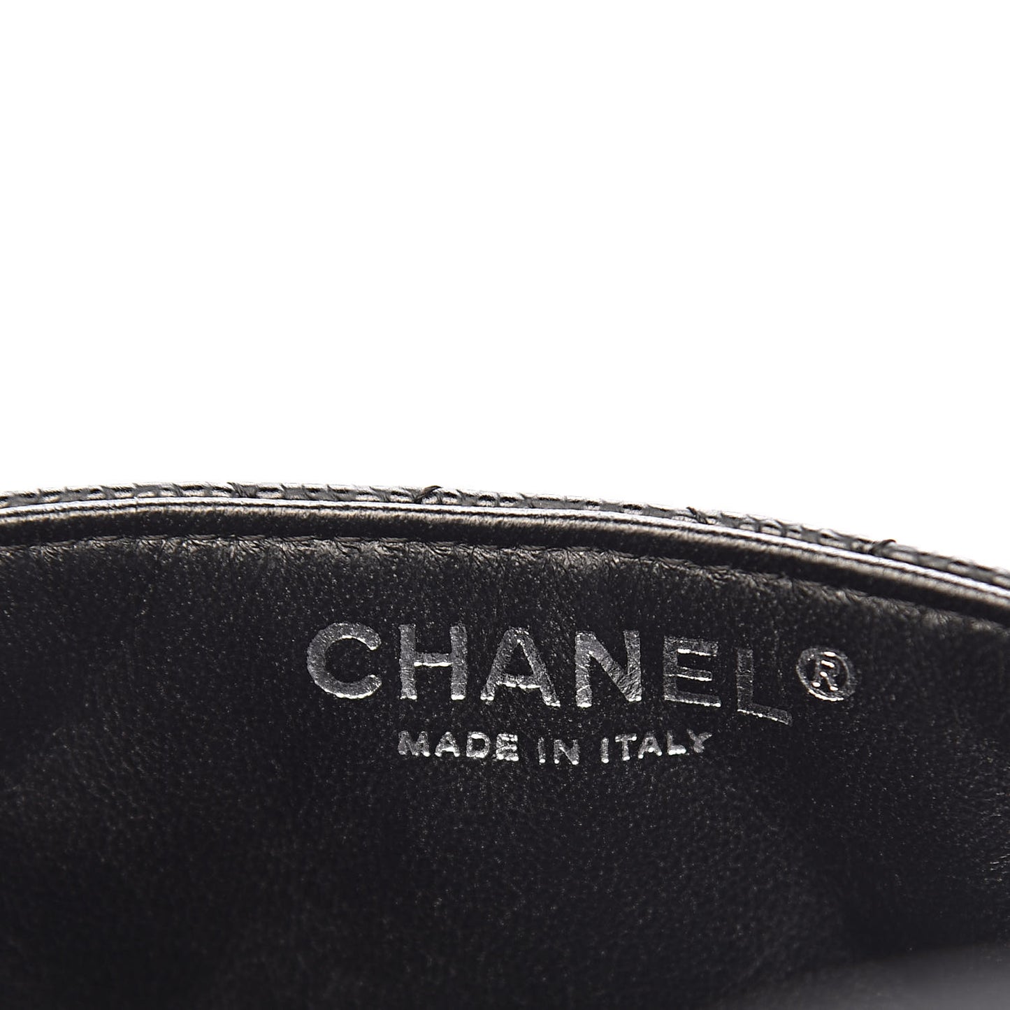Caviar Quilted East West Flap Black