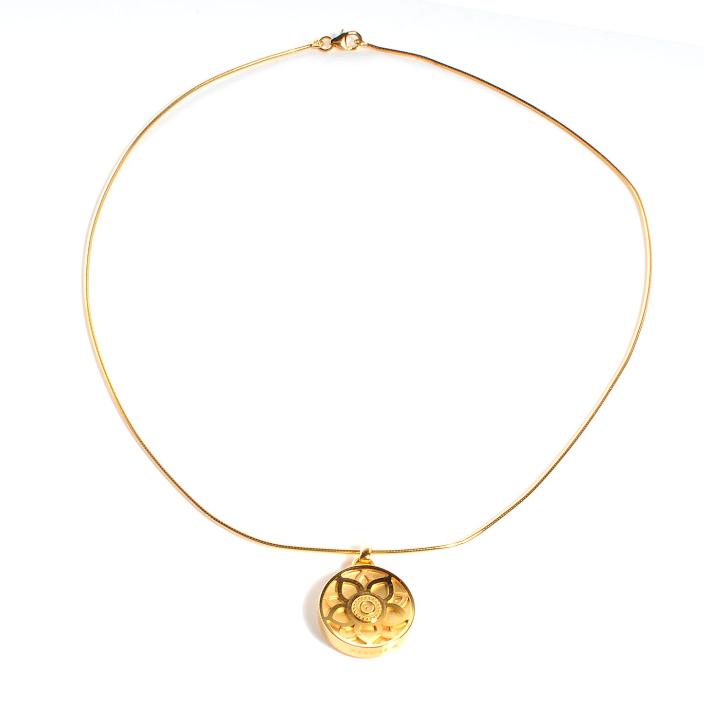 Lotus Necklace Gold