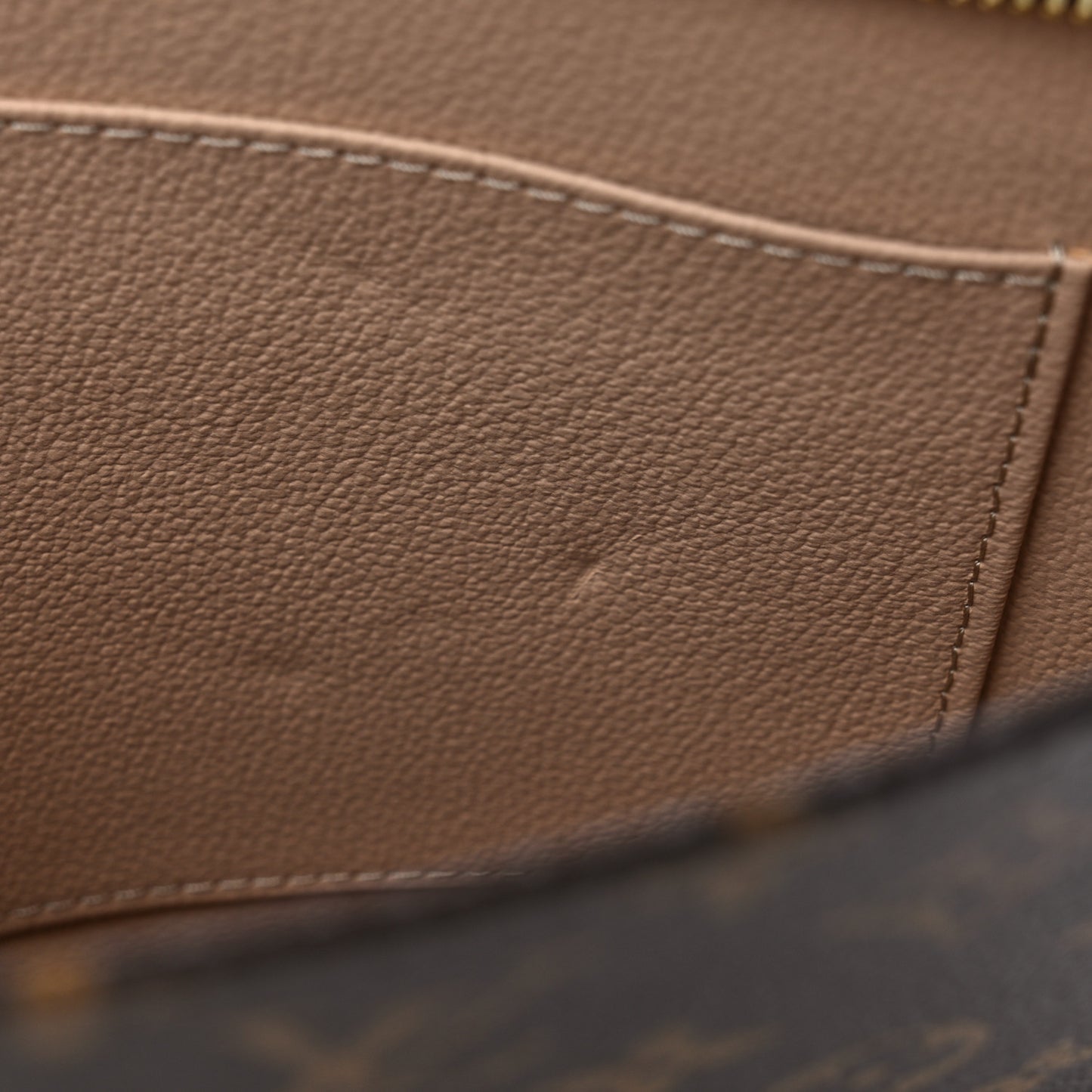 Monogram Poche Toilette