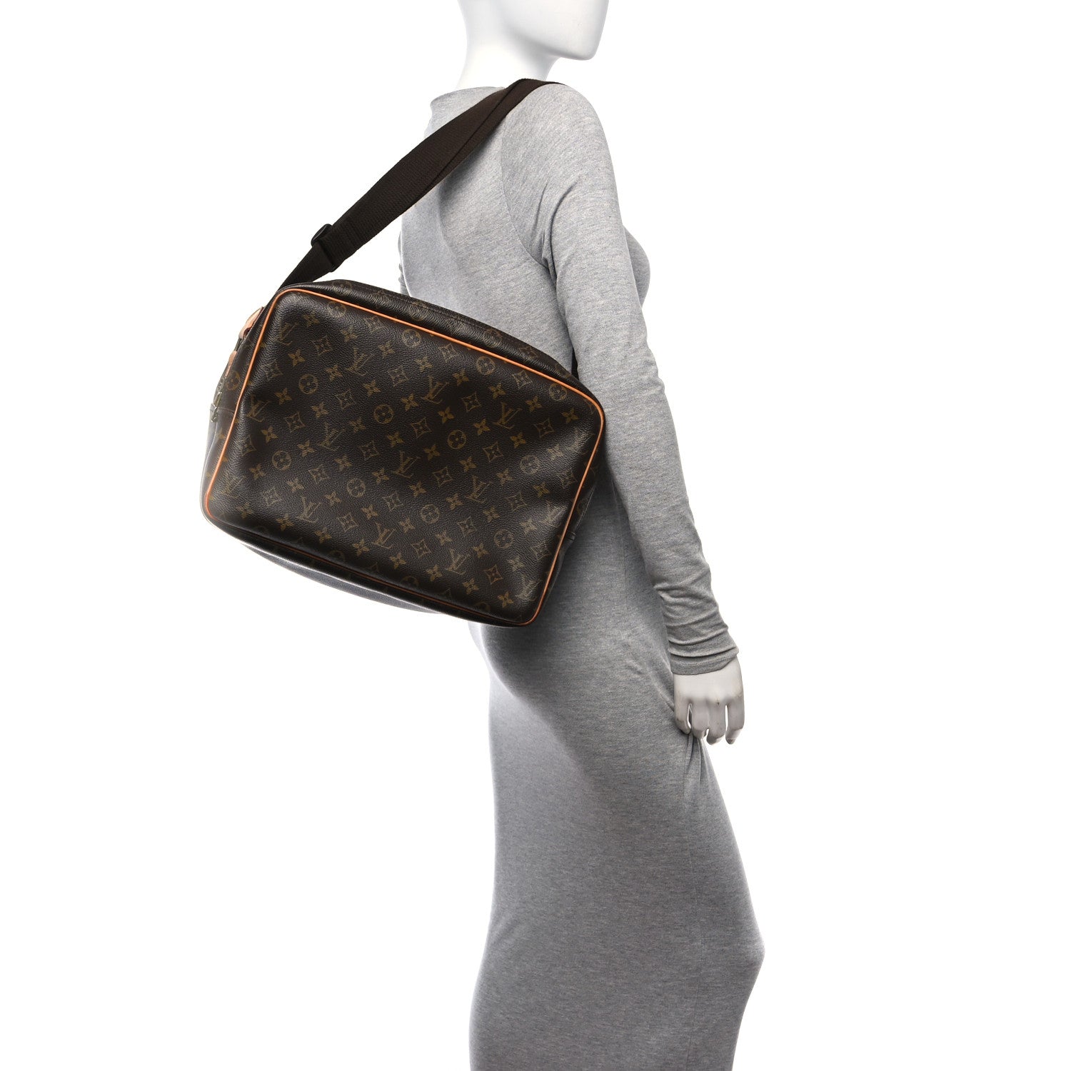 Louis Vuitton Monogram Reporter GM 2 of 10