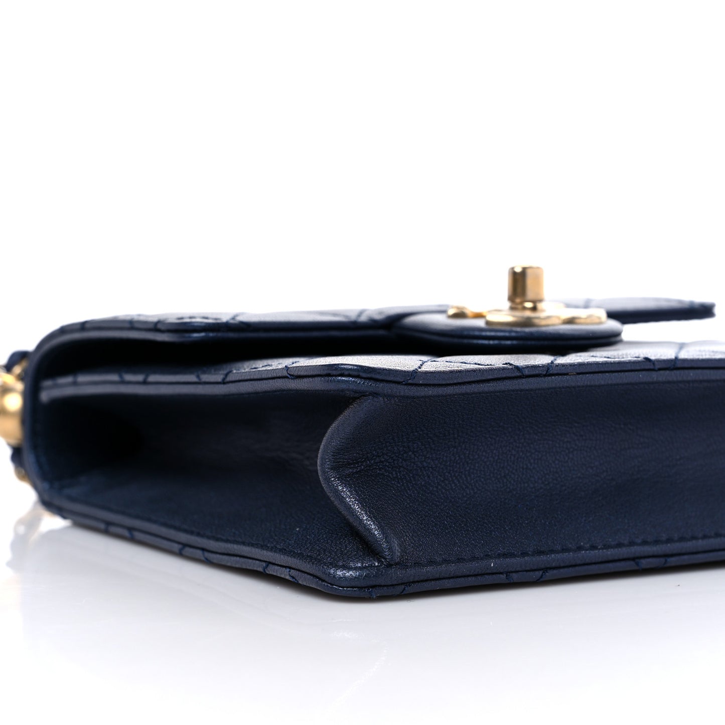 Iridescent Lambskin Quilted Chic Pearls Flap Navy Blue