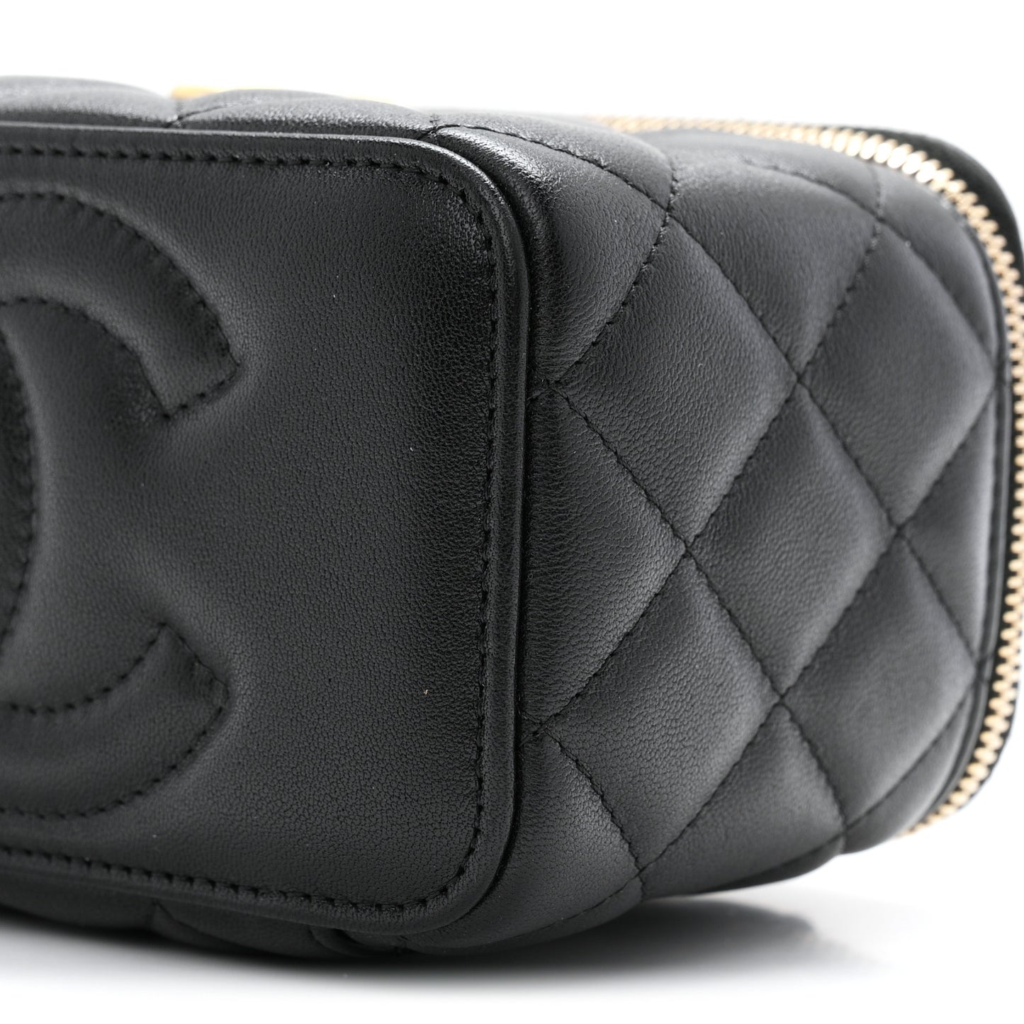 Lambskin Quilted Small Heart Vanity Case With Chain Black
