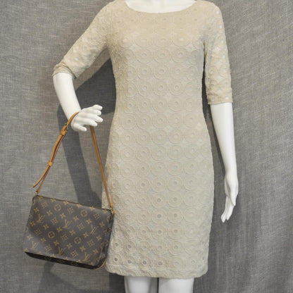 Louis Vuitton Monogram Musette Tango 2 of 9