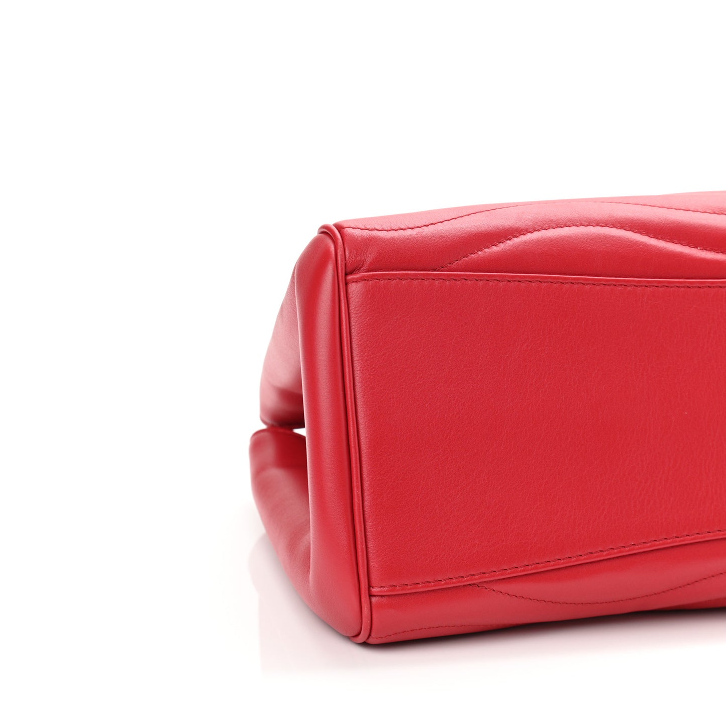 Calfskin New Wave Chain Tote Ecarlate