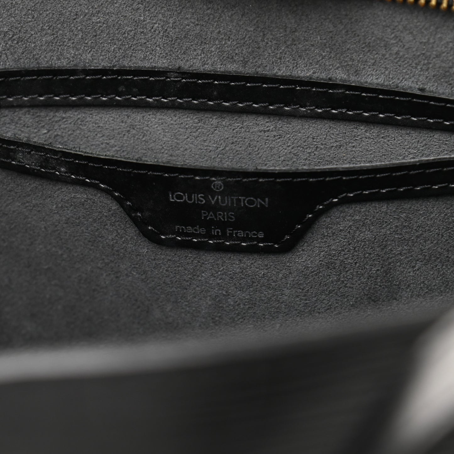 Epi Saint Jacques PM Long Straps Black