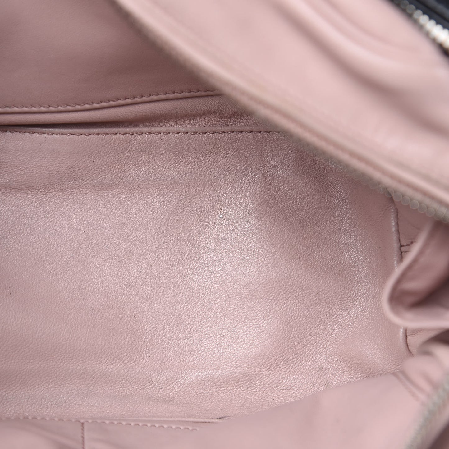 Soft Calf Medium Inside Tote Black Mughetto