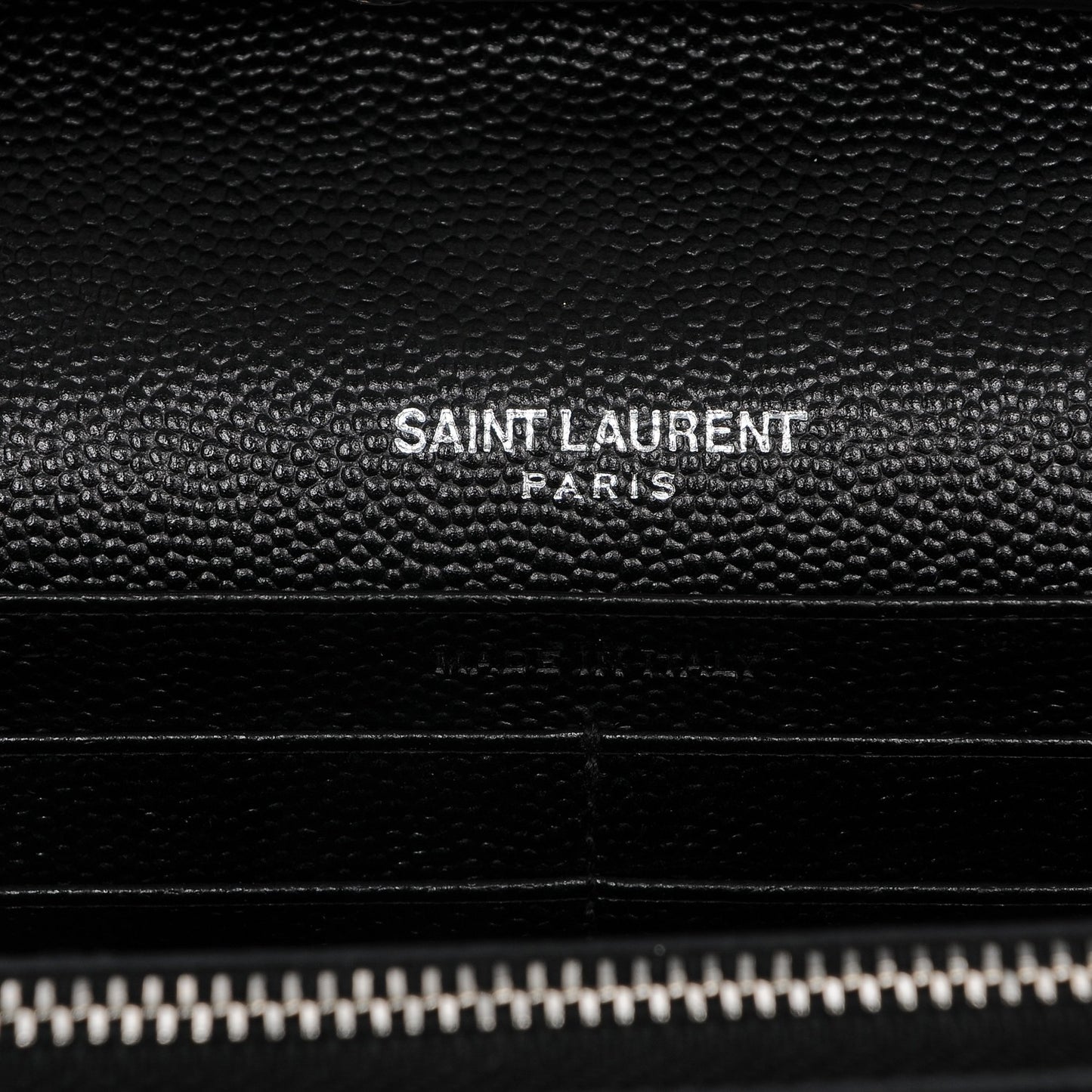 Grain De Poudre Matelasse Chevron Medium Monogram Chain Wallet Black