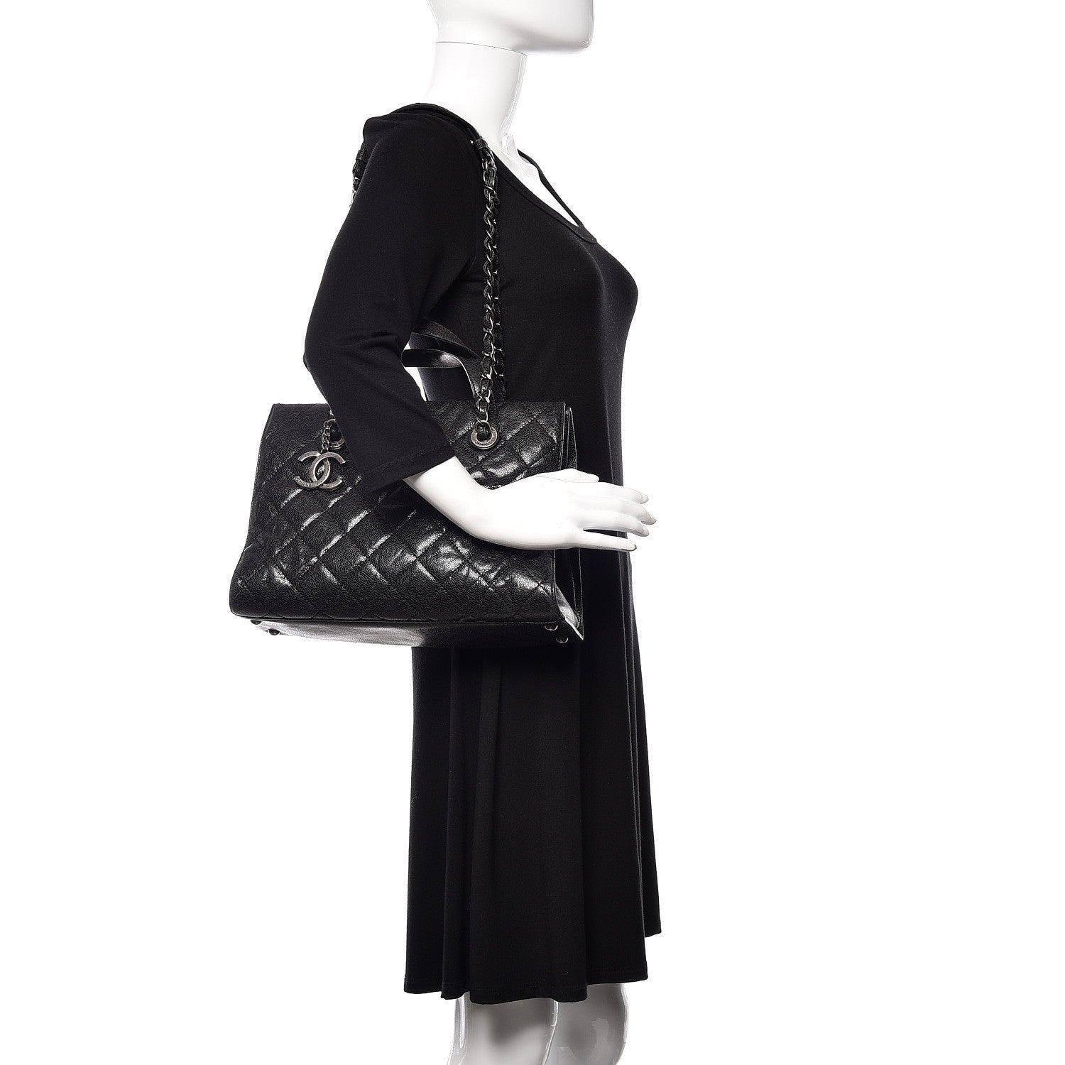 Chanel Crumpled Grained Calfskin Quilted CC Crave Tote Black 2 of 11