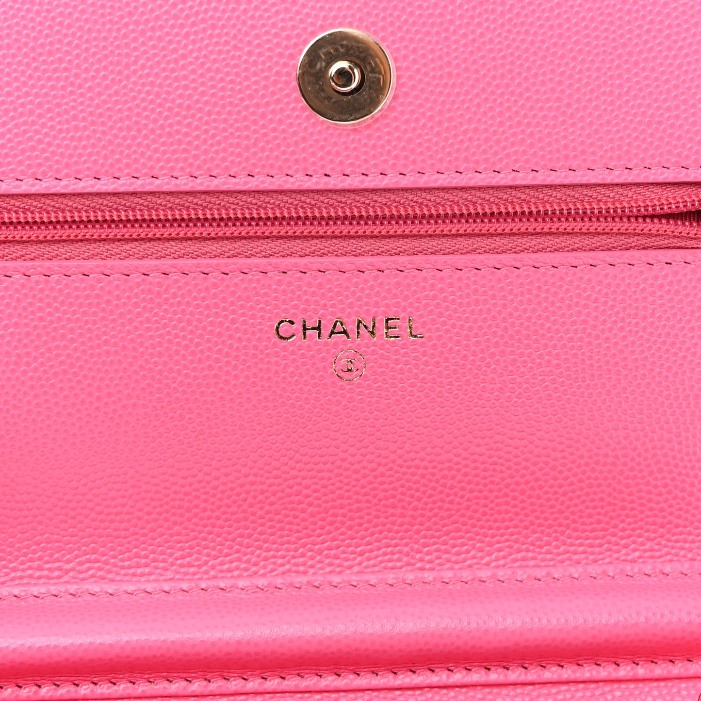 Caviar Quilted Wallet on Chain WOC Fuchsia