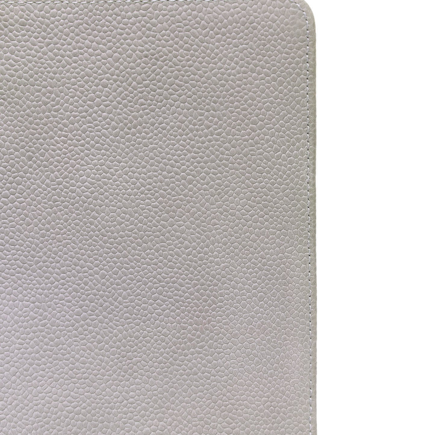 Iridescent Caviar Quilted Medium Boy Flap Grey