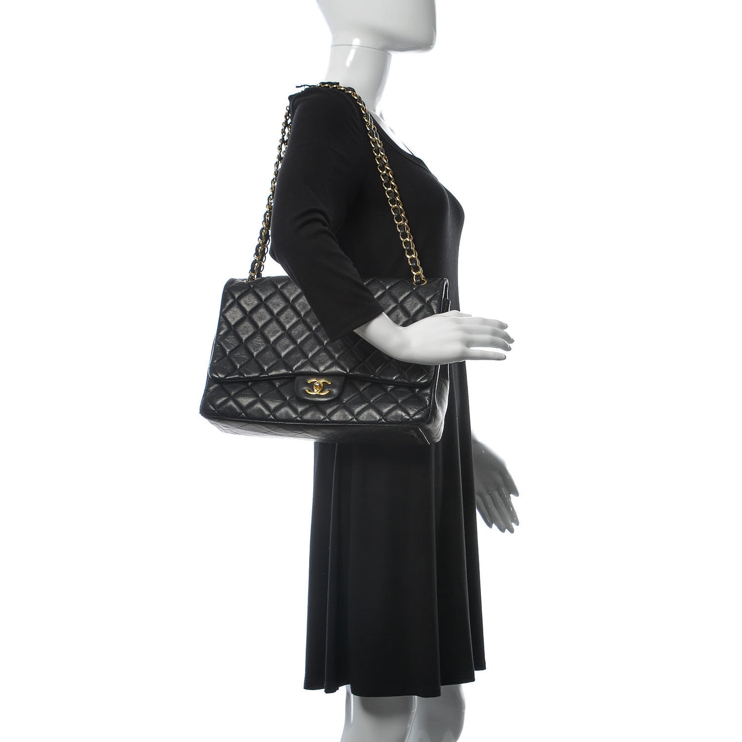 Lambskin Quilted Maxi Single Flap Black