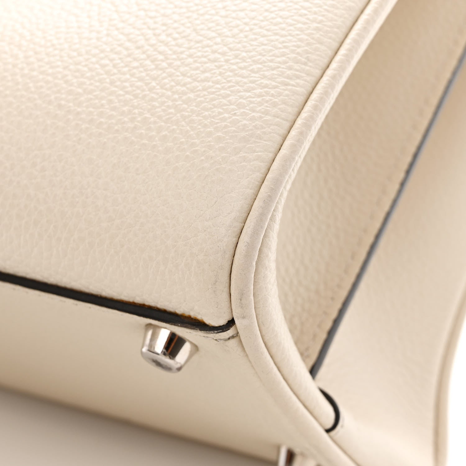 Gucci Grainy Calfskin Medium Zumi Top Handle Bag Mystic White 15 of 19