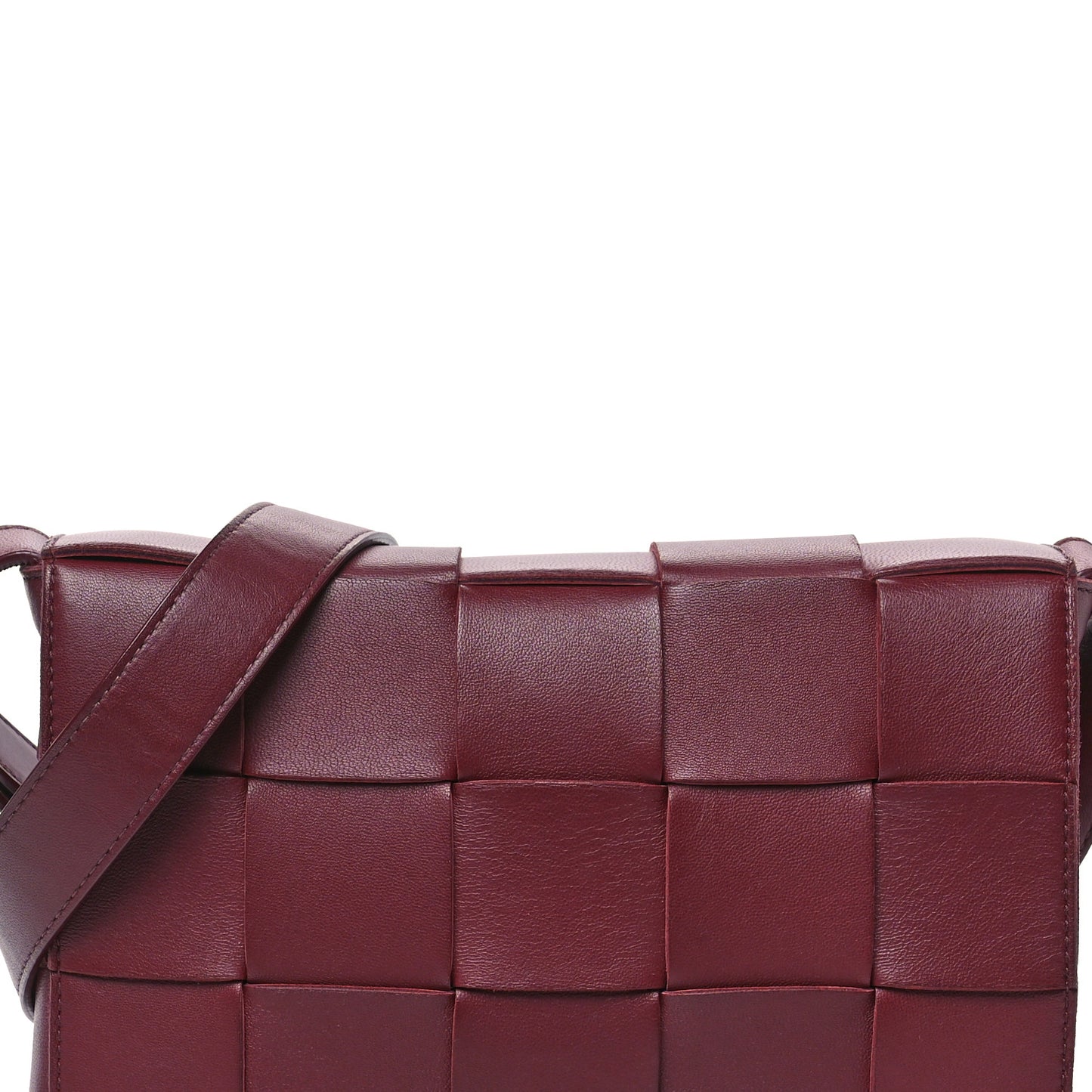 Lambskin Maxi Intrecciato Cassette Crossbody Bag Bordeaux