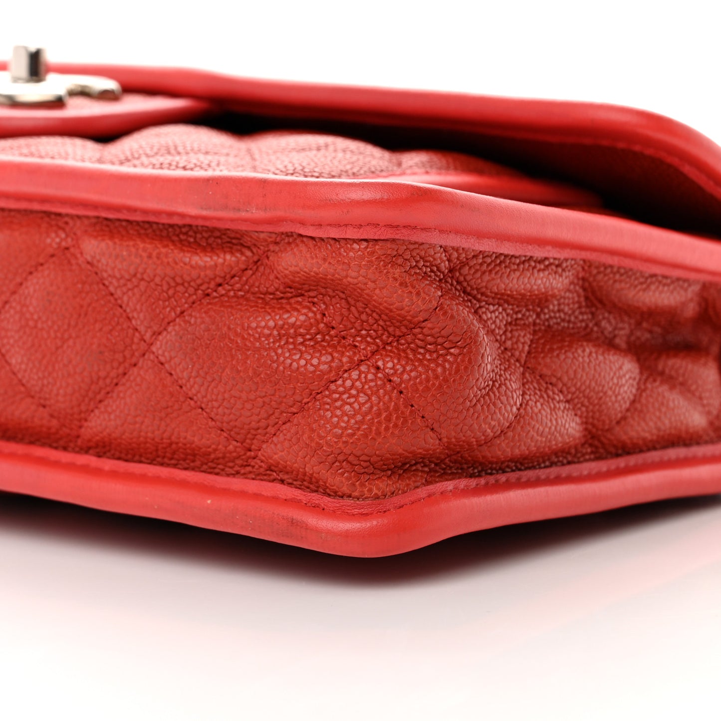 Caviar Quilted Medium French Riviera Flap Red