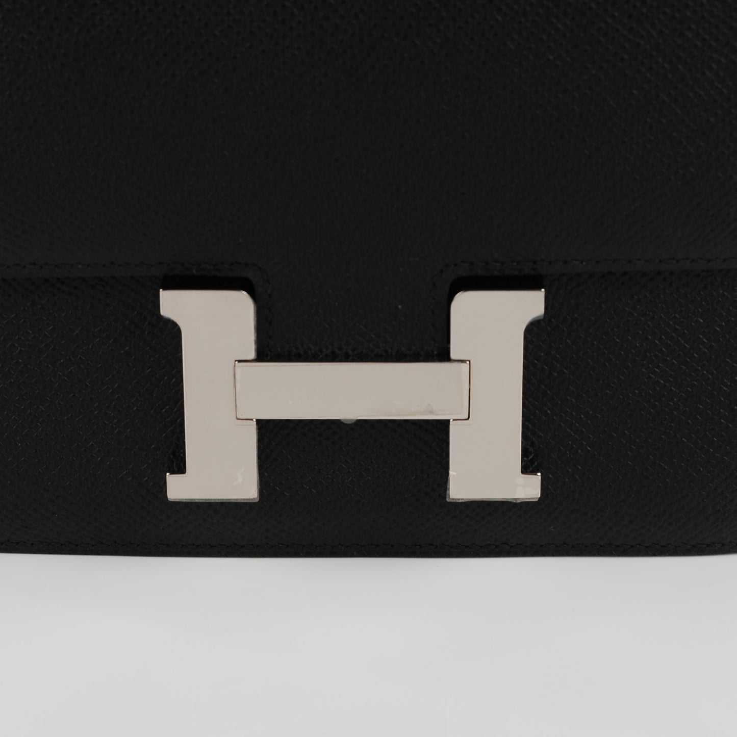 Epsom Constance 18 Black