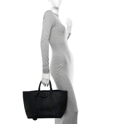 Louis Vuitton Taurillon Pernelle Black 2 of 13