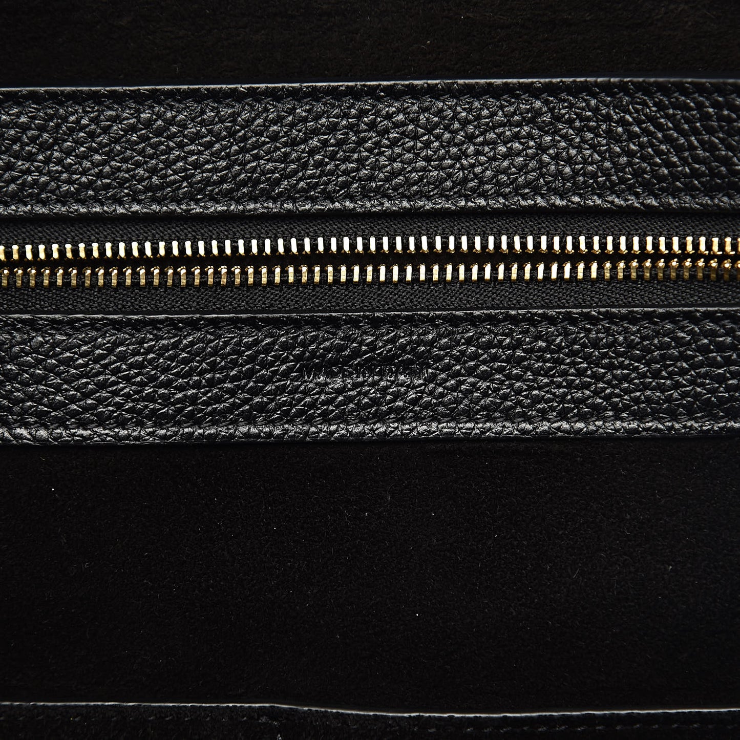 Soft Grained Calfskin Medium Belt Cabas Phantom Black
