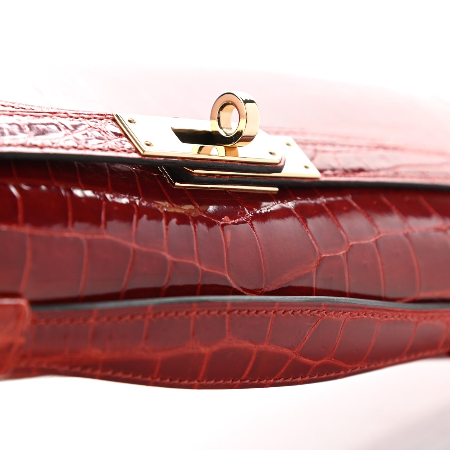 Shiny Niloticus Crocodile Kelly Cut Pochette Rouge H