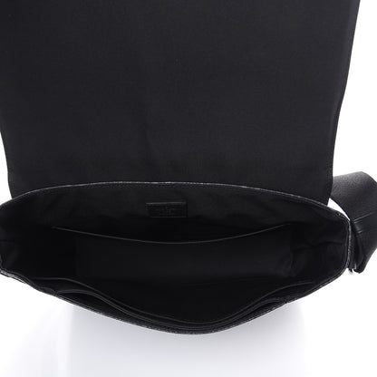 Louis Vuitton Monogram Eclipse District MM 7 of 8
