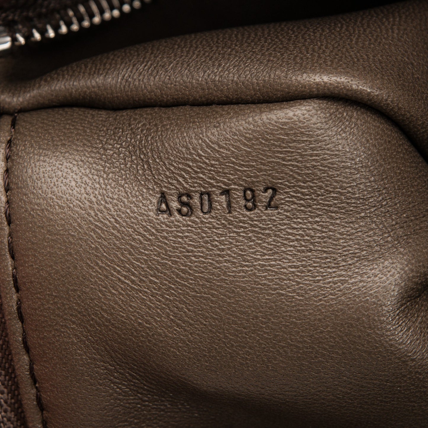 Snakeskin Monogram Embossed Ixia PM Gris