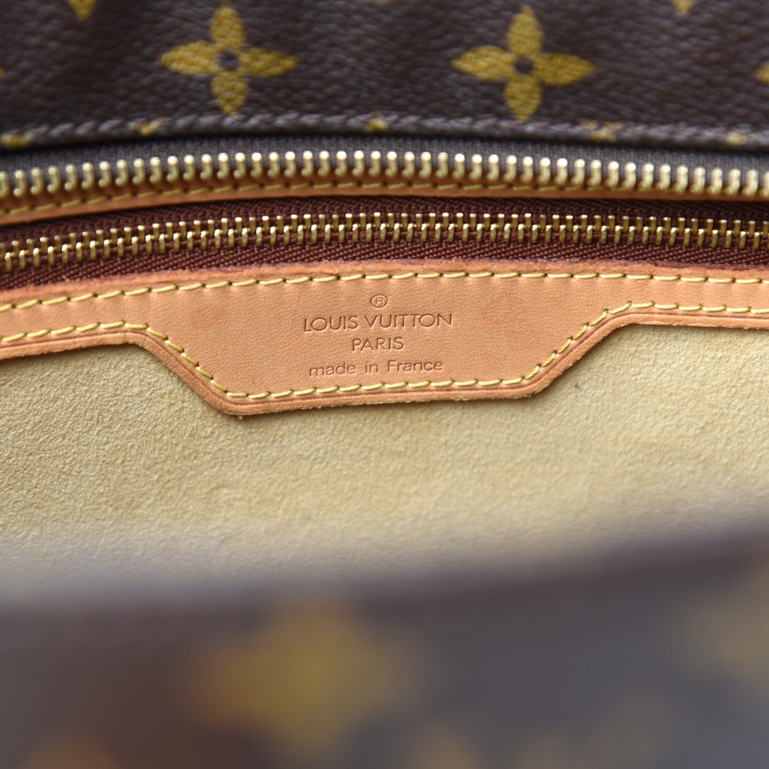 Louis Vuitton Monogram Luco 6 of 9