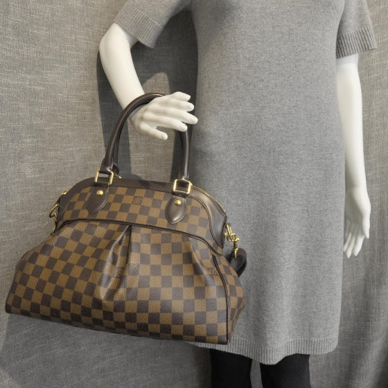 Louis Vuitton Damier Ebene Trevi PM 3 of 9