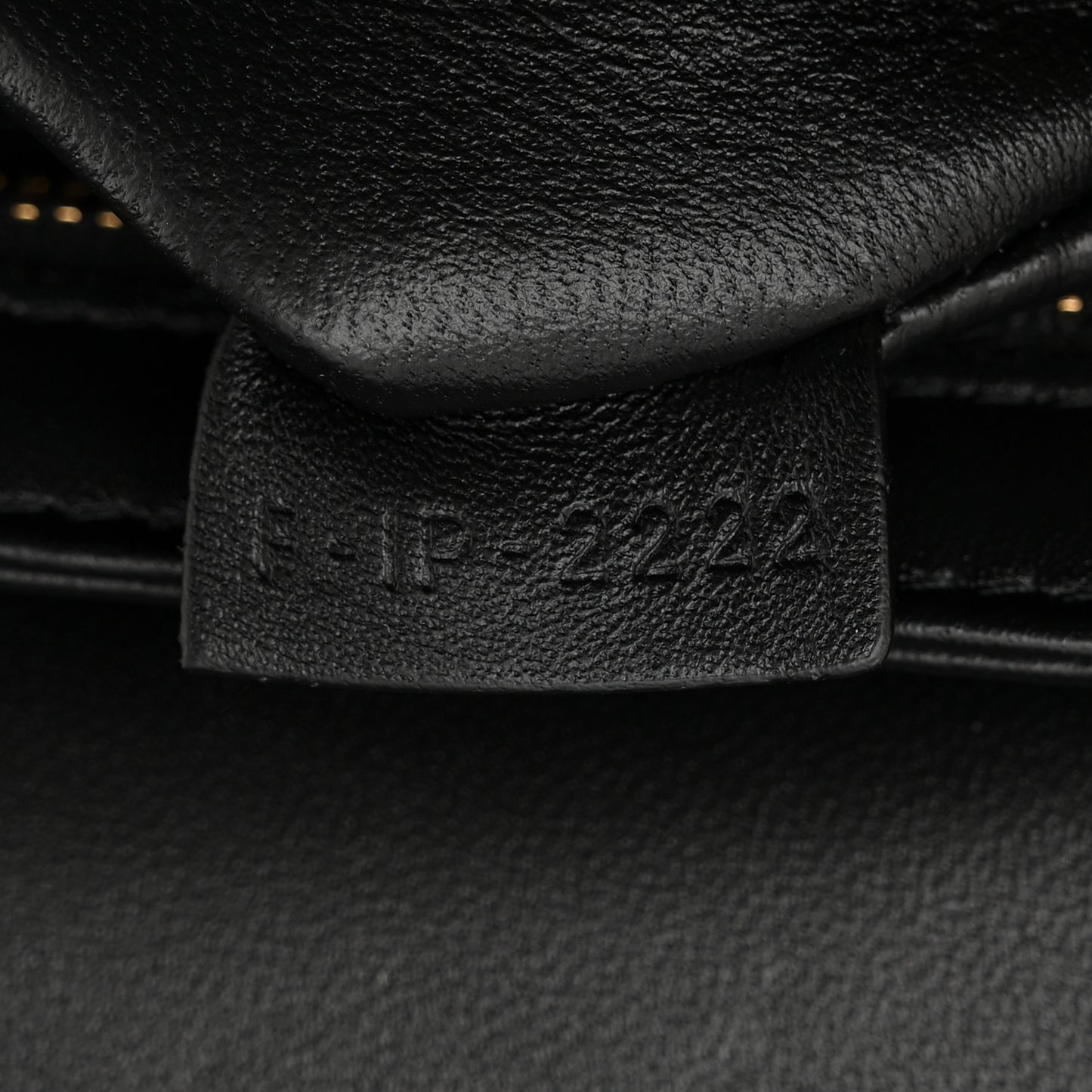 Shiny Calfskin Teen Triomphe Black