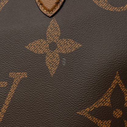 Louis Vuitton Reverse Monogram Giant Onthego GM 11 of 14