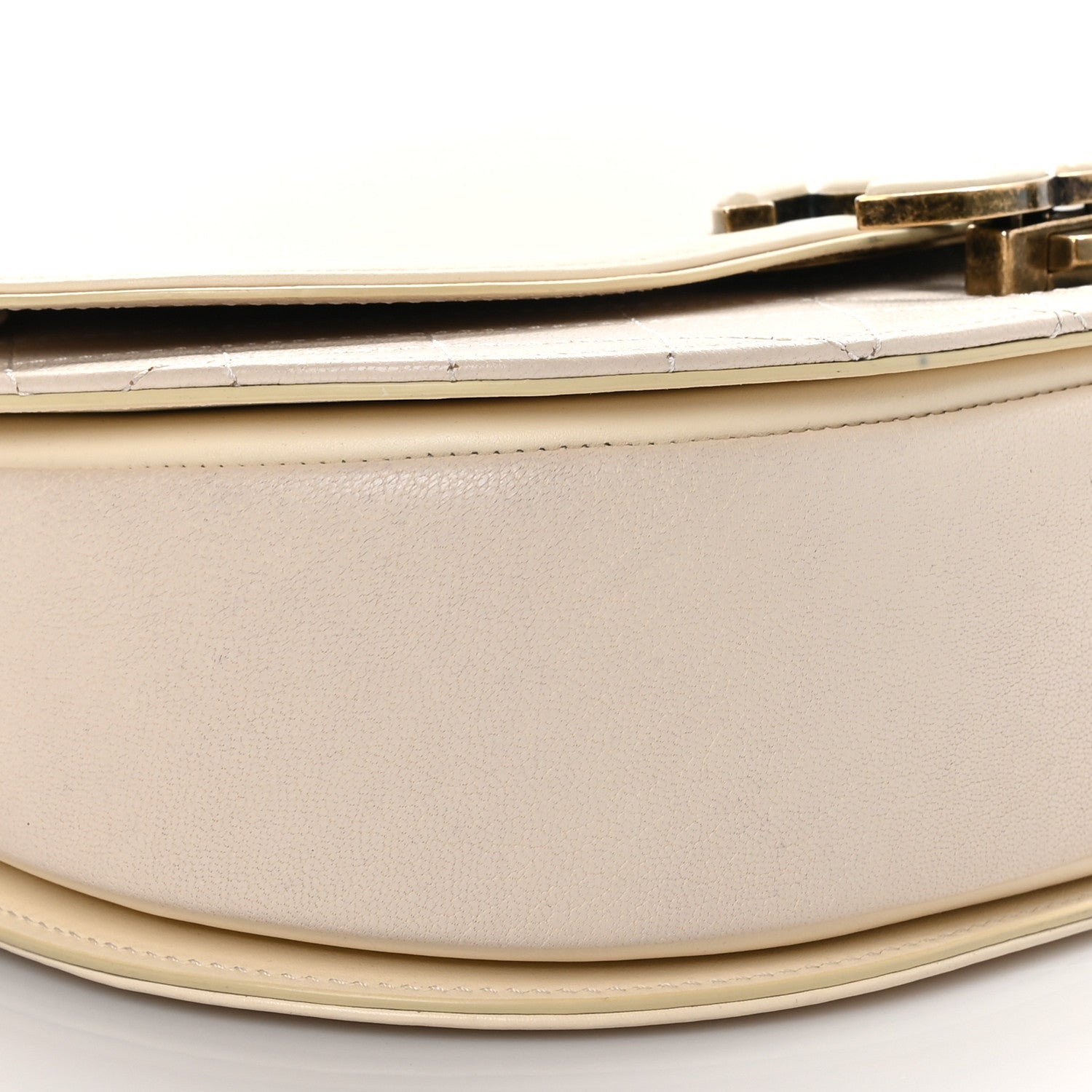 Chanel Shiny Calfskin Goatskin Quilted Medium Coco Curve Messenger Flap White 9 of 11