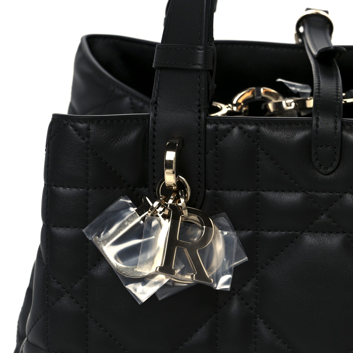 Calfskin Macrocannage Medium Toujours Black