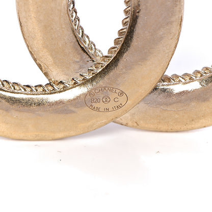 Chanel CC Small Brooch Light Gold 4 of 5