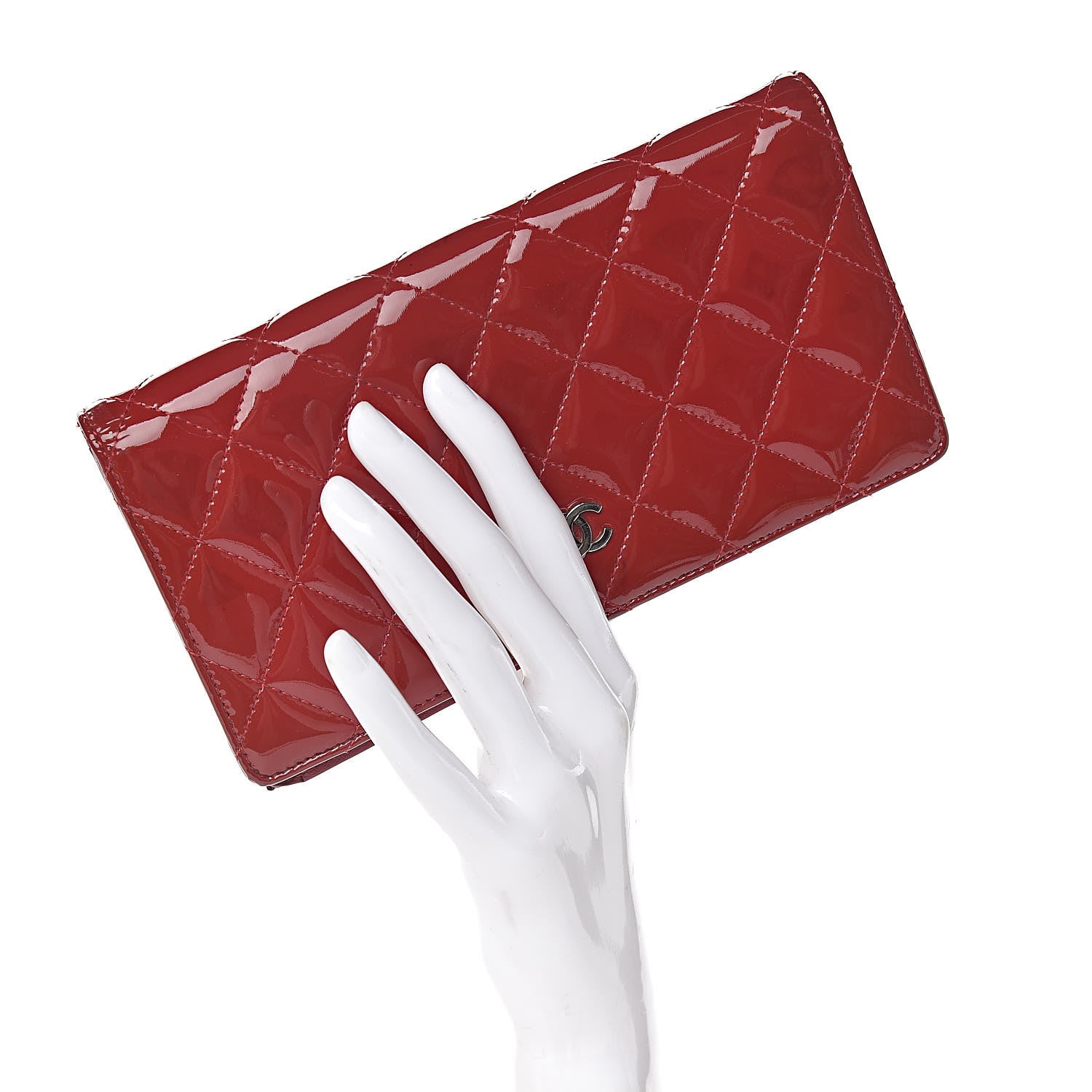 Chanel Patent Calfskin Quilted Yen Wallet Red 2 of 16
