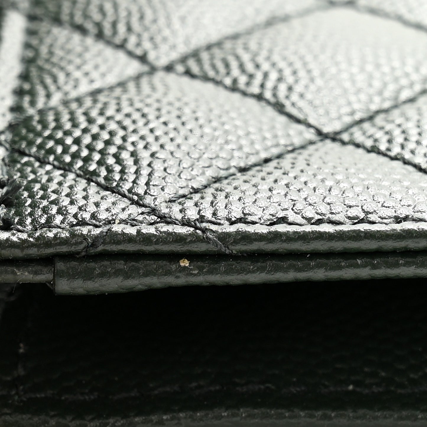 Grain De Poudre Textured Mixed Matelasse Triquilt Monogram Clutch Vert Fonce