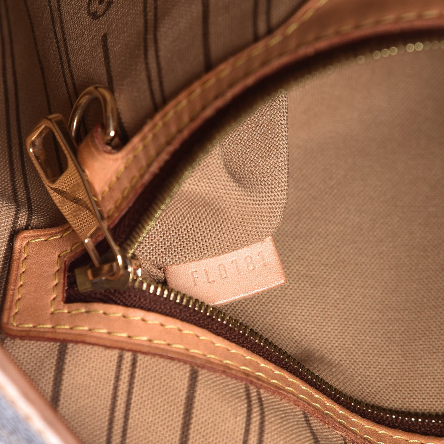 Louis Vuitton Monogram Delightful PM 8 of 10