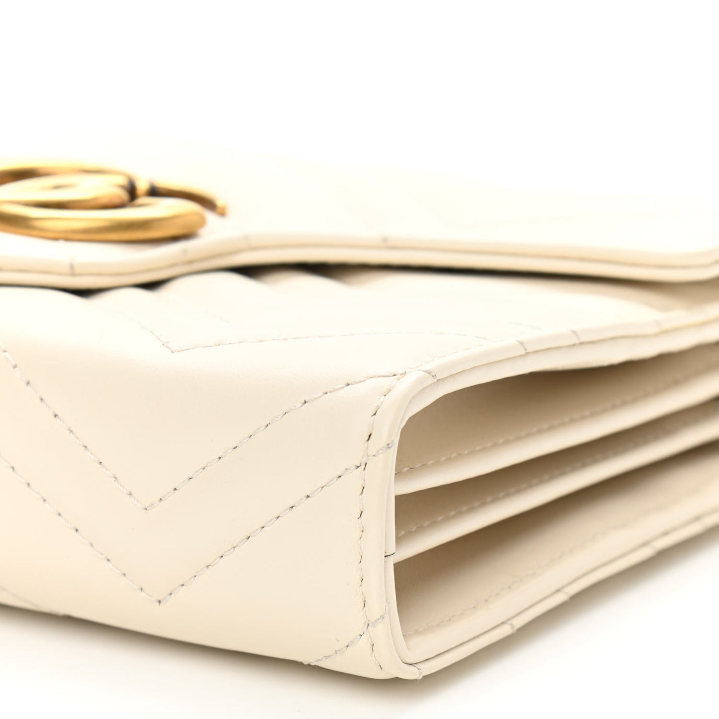 Calfskin Matelasse GG Marmont Chain Wallet Mystic White