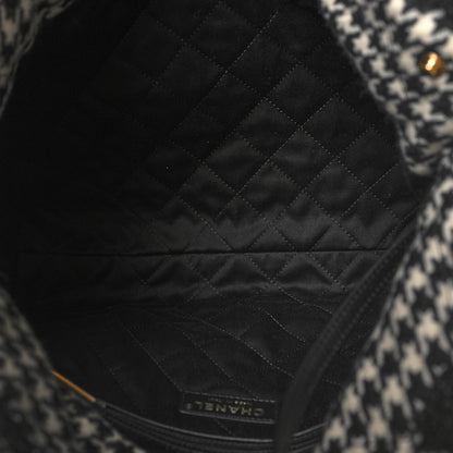 Chanel Tweed Houndstooth Quilted Chanel 22 Black Ecru 7 of 13