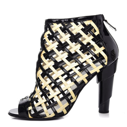 Chanel Patent Woven CC Cage Sandals 38.5 Black Ivory 1 of 10