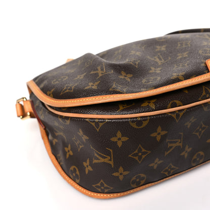Louis Vuitton Monogram Menilmontant MM 7 of 8