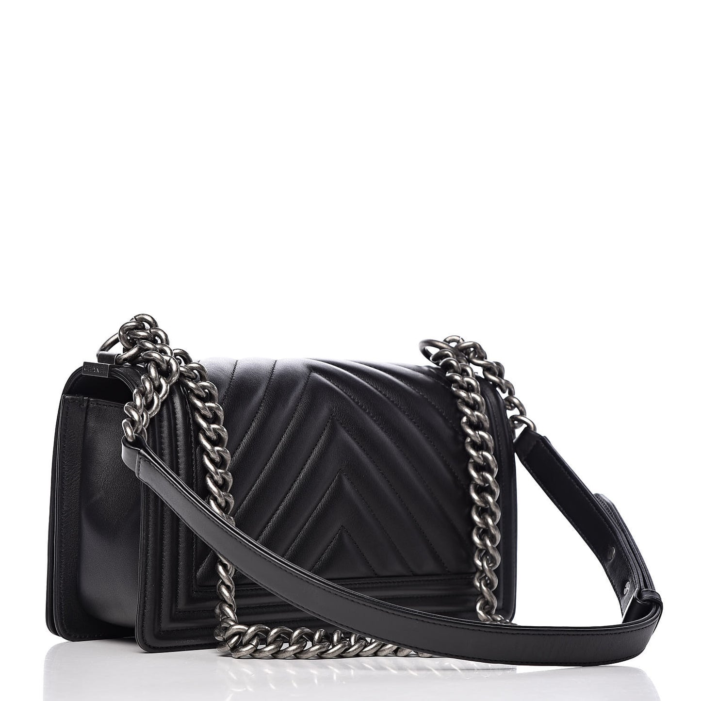 Calfskin Chevron Quilted Medium Boy Flap Black