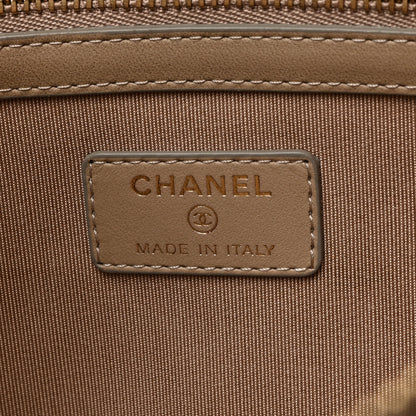 Chanel Iridescent Lambskin Quilted Medium Cosmetic Case Ivory 6 of 7