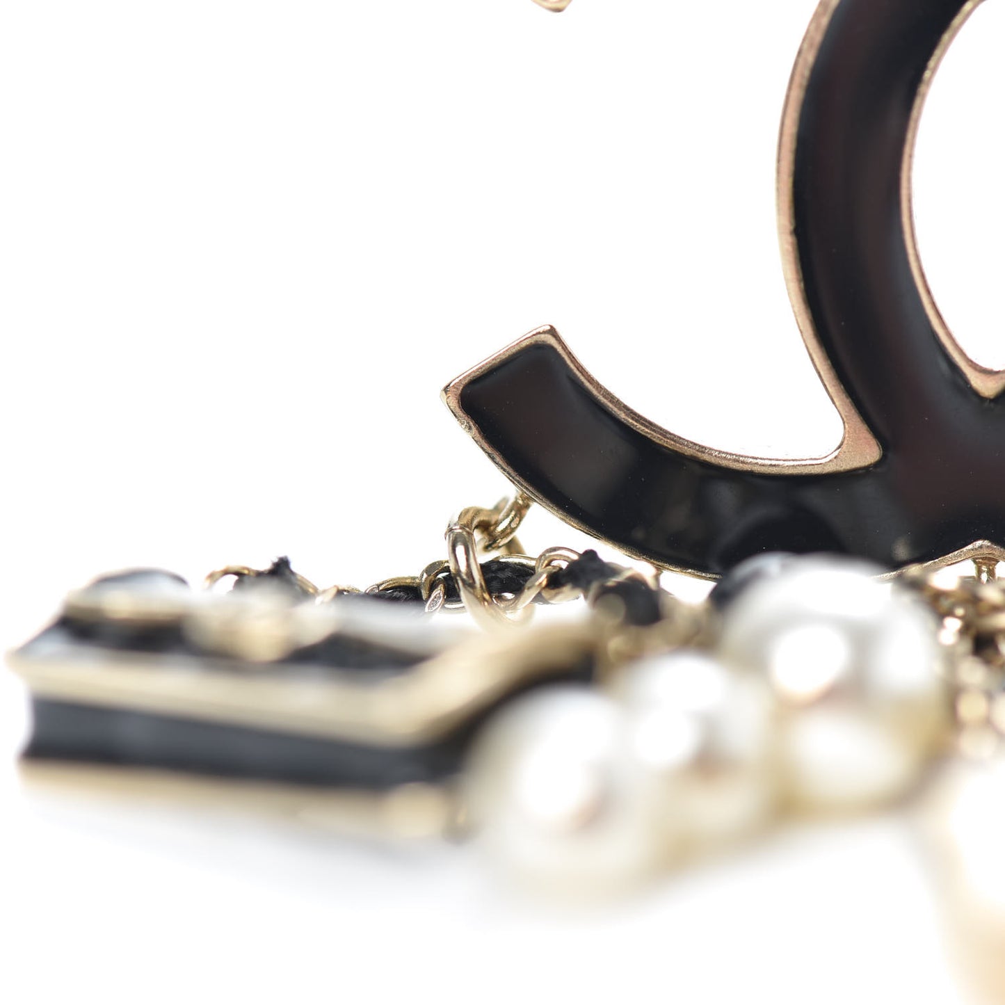 Enamel Pearl CC Charms Brooch Black Gold