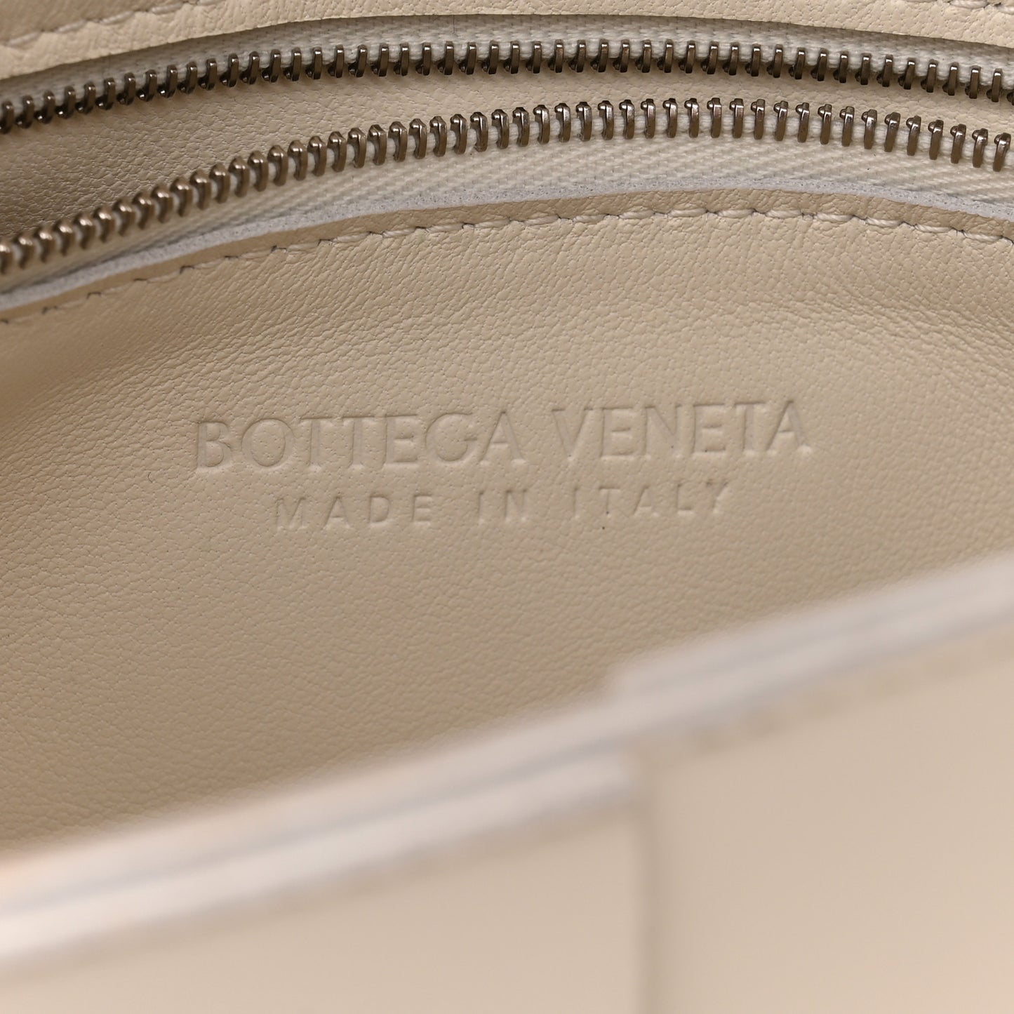 Lambskin Maxi Intrecciato Cassette Crossbody Bag White