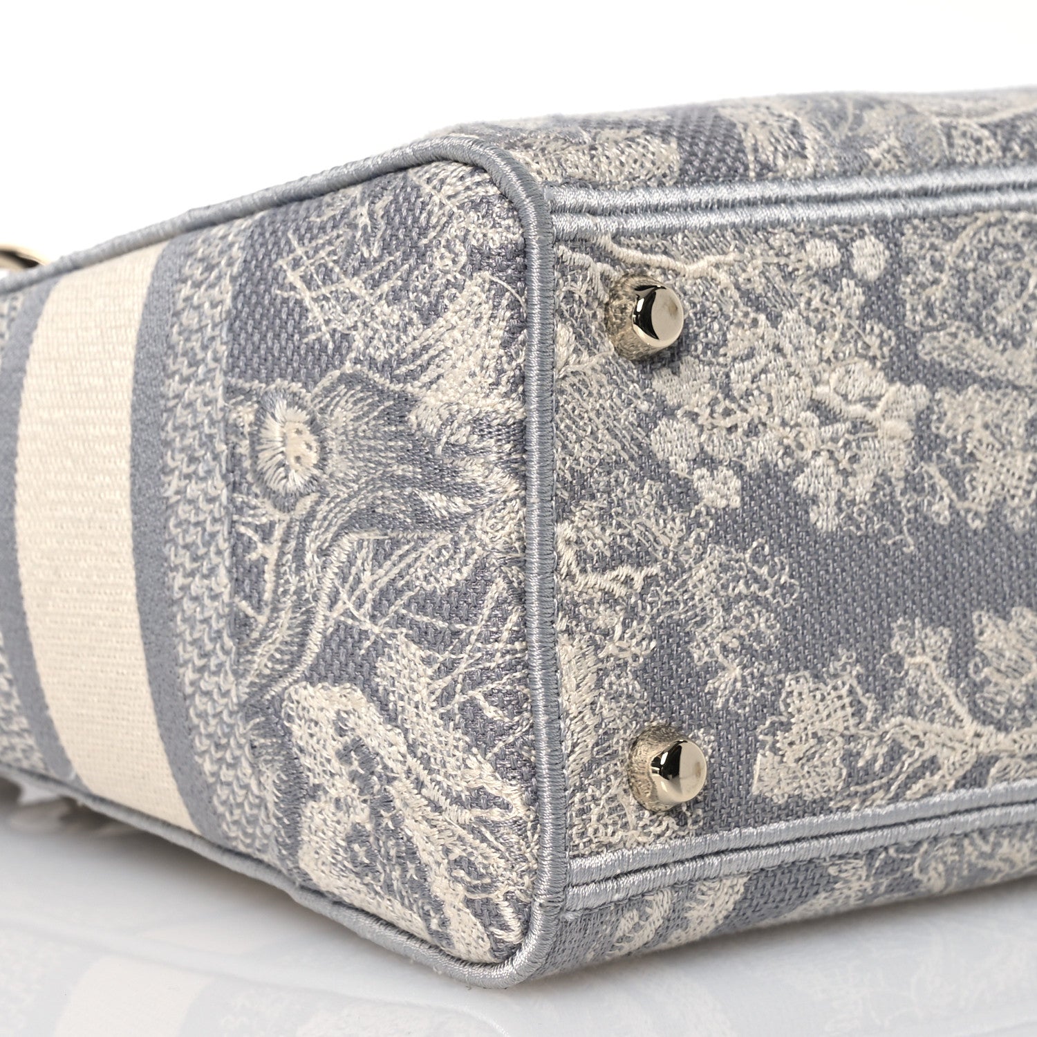 Christian Dior Canvas Toile De Jouy Reverse Embroidered Medium Lady D-Lite Gray 9 of 11