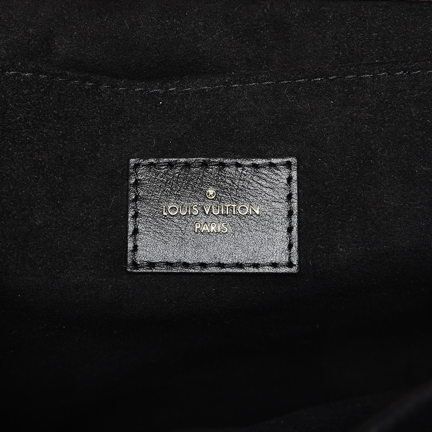 Reverse Monogram Pochette Metis