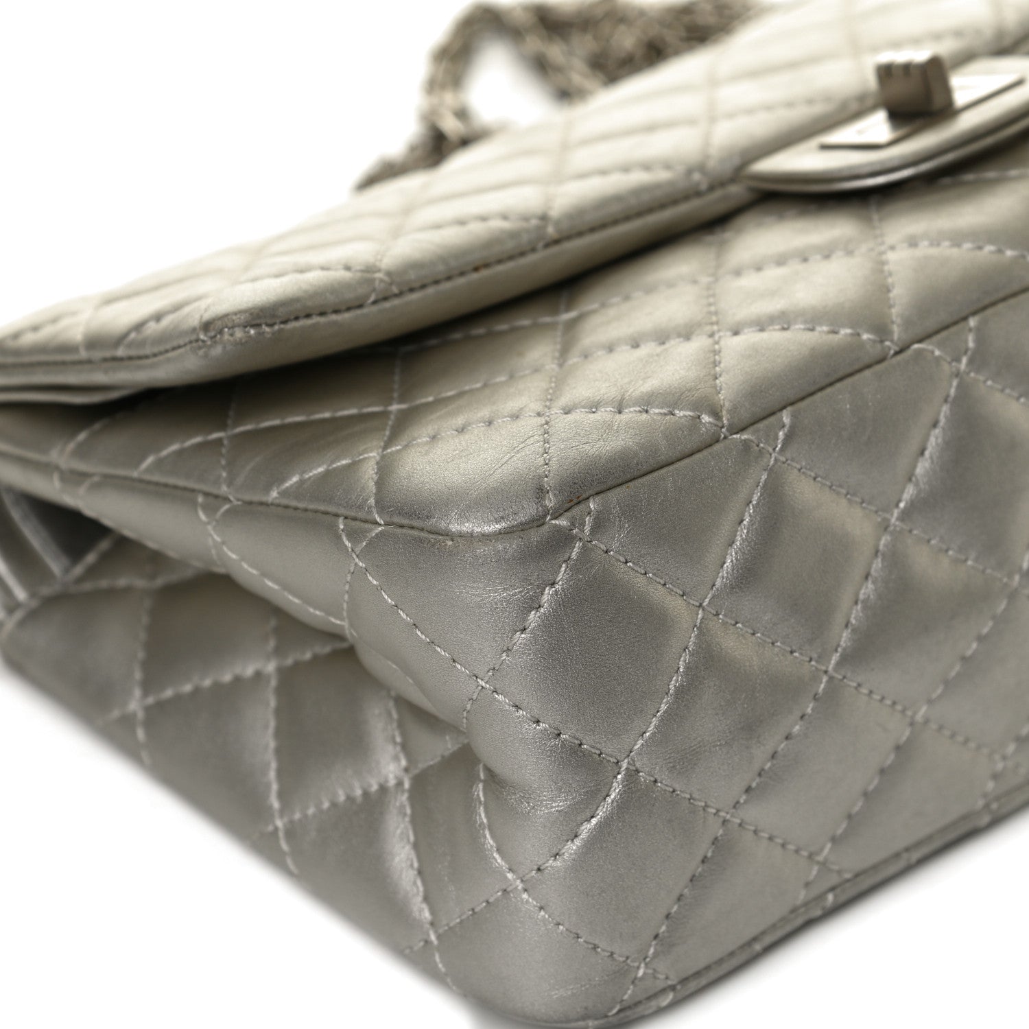 Chanel Metallic Aged Calfskin Quilted 2.55 Reissue 226 Flap Silver 13 of 15