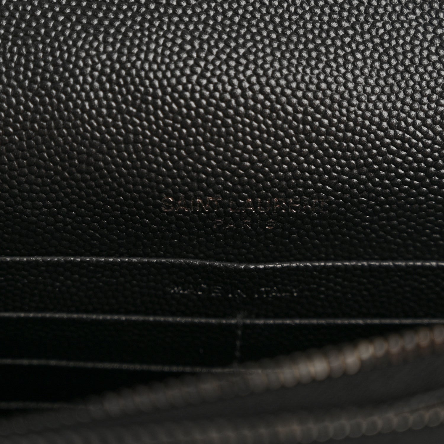 Saint Laurent Grain De Poudre Matelasse Chevron Monogram Monochrome Envelope Chain Wallet Black 6 of 13